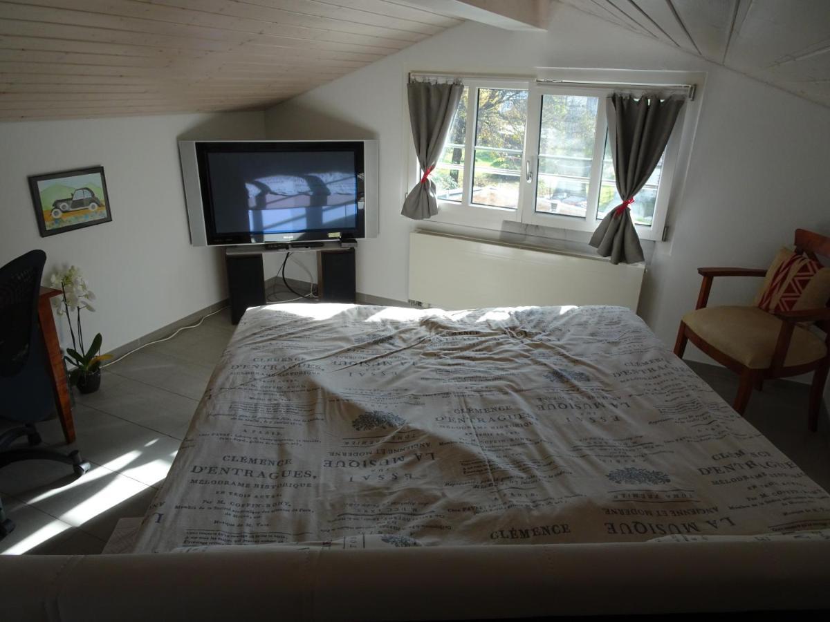 Bed and Breakfast No Such Thing Швиц Экстерьер фото